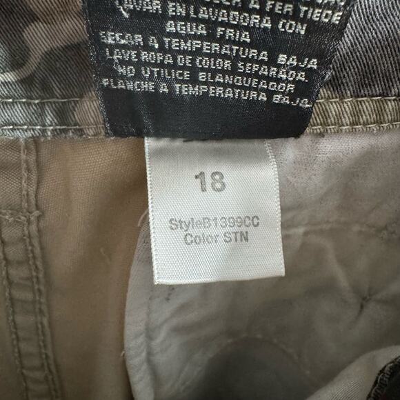 JNCO Jeans Khaki Cream Cargo Pants  Wide Leg Skater Raver Y2K Vintage 90s Sz. 18 - Picture 14 of 14